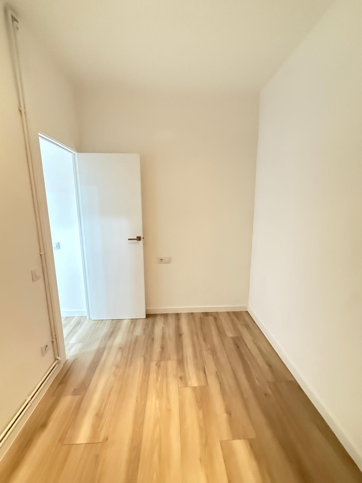 Piso en venta en Barcelona 9/14