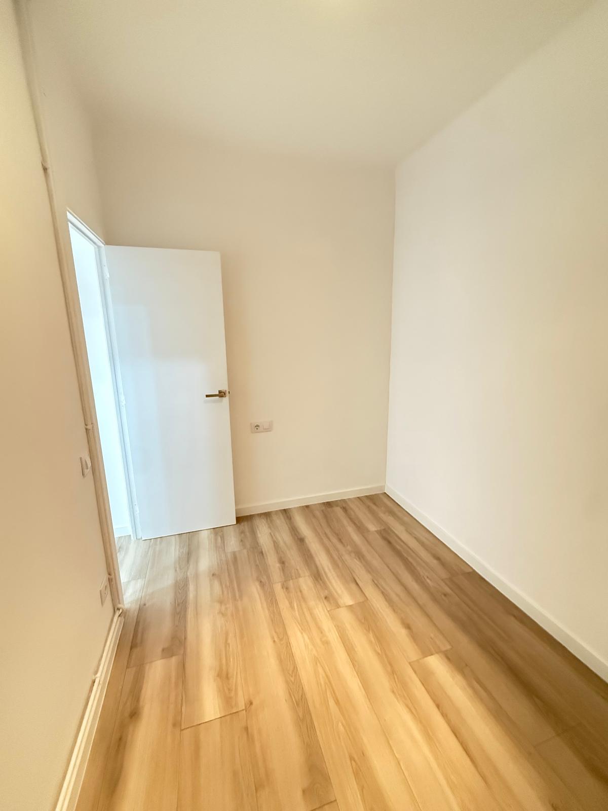 Piso en venta en Barcelona 8/14