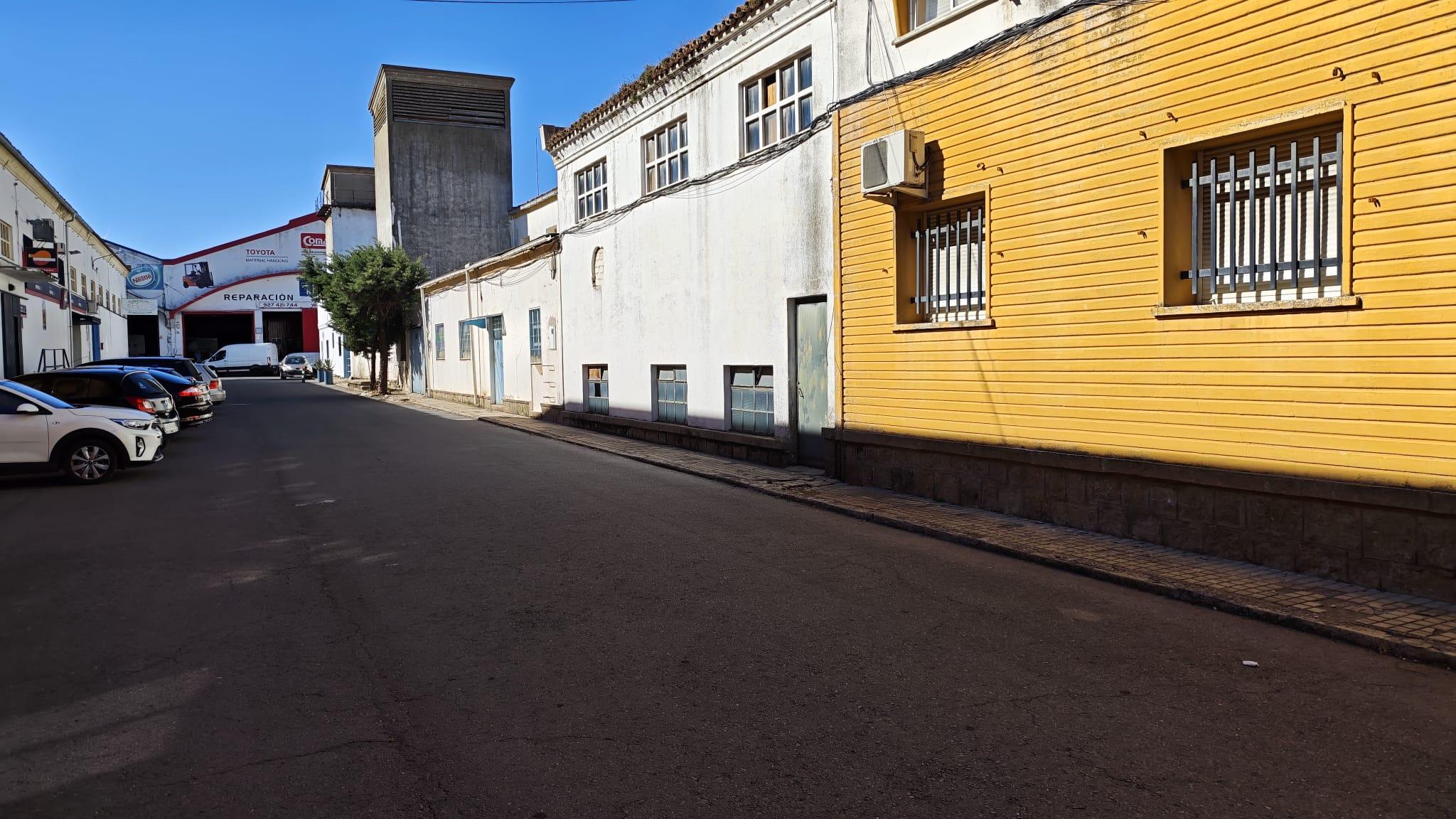 Nave Industrial en venta en Plasencia, Cáceres 3/11