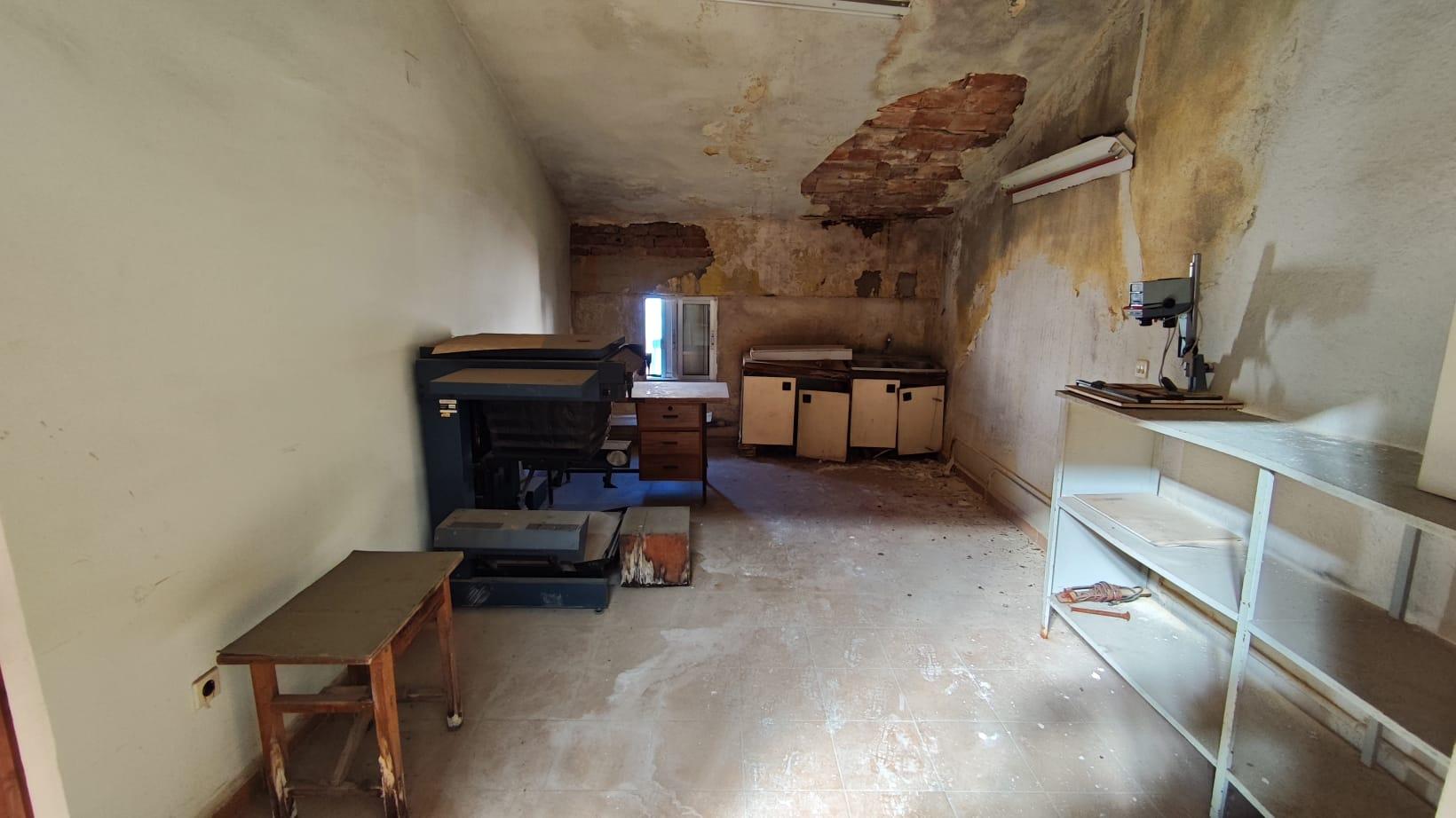 Nave Industrial en venta en Plasencia, Cáceres 8/11