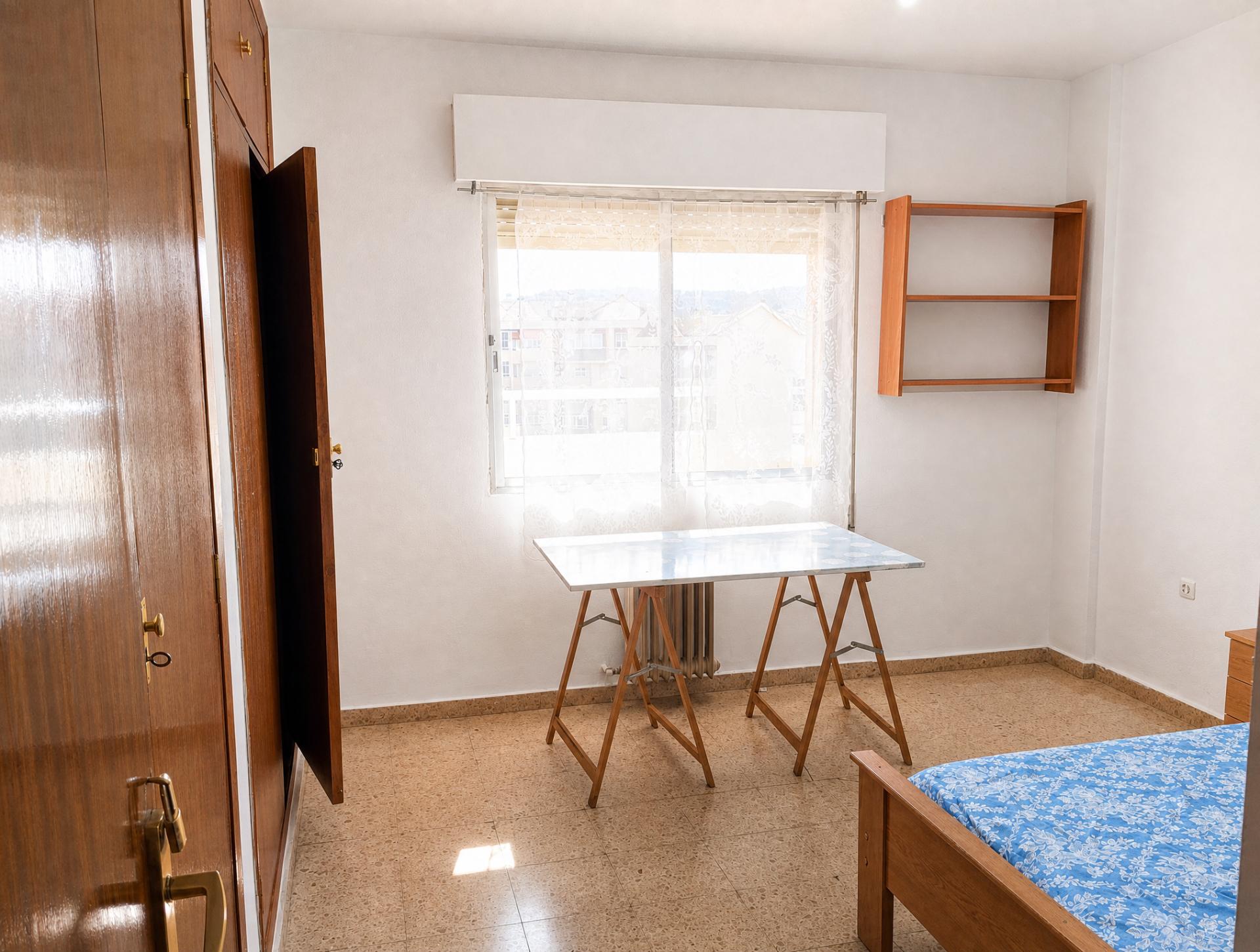 Piso en alquiler  Centro-Casco Antiguo, Cáceres  13/15