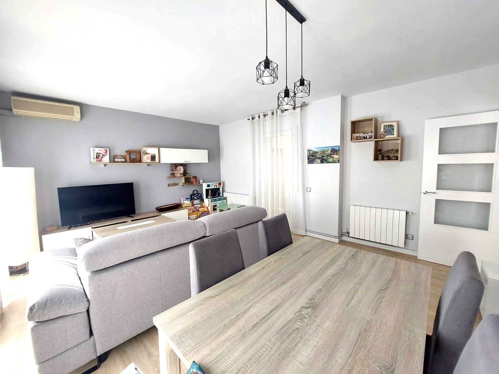 Piso en venta en Olesa De Montserrat, Barcelona 2/20