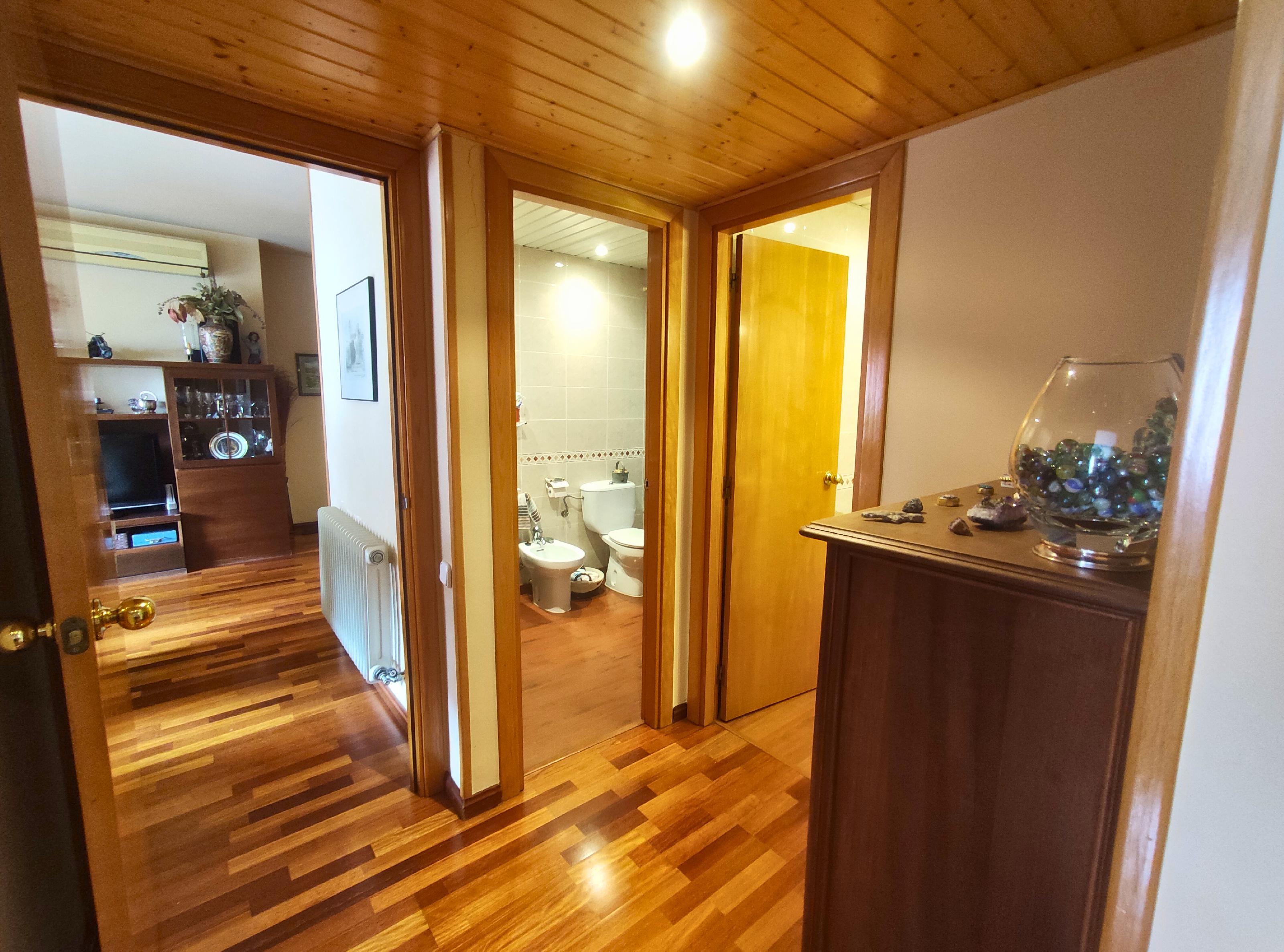 Piso en venta  Sant Cugat del Vallès  10/25